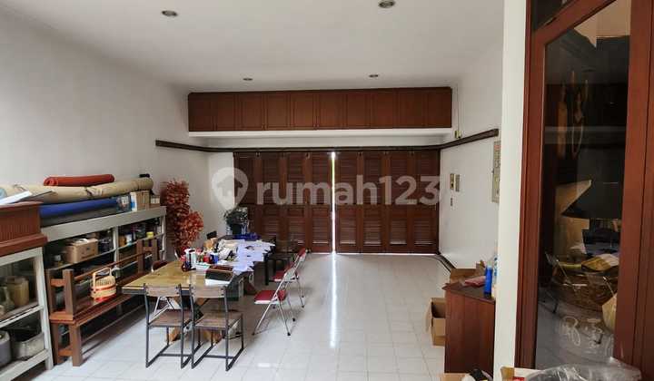 Dijual Rumah Lokasi Strategis Di Jl. Bromo Semarang 9