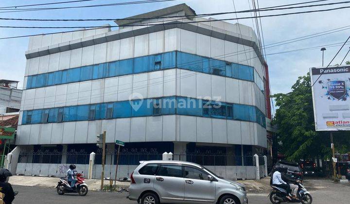 Disewakan Gedung Cocok Untuk Kantor Di Jl. Mt. Haryono Semarang  1