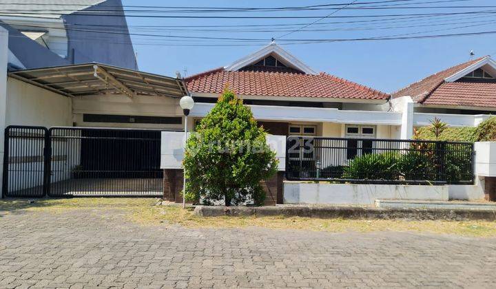 Dijual Rumah Lokasi Strategis Di Jl. Puri Anjasmoro Blok N Semarang 1