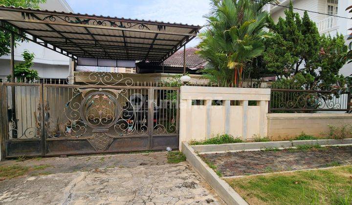 Dijual Rumah Strategis Dekat Dengan Bandara Di Jl. Puri Anjasmoro  1