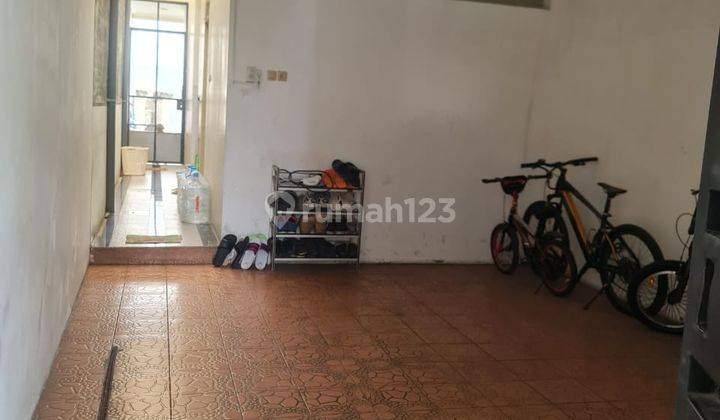 Dijual Rumah Lokasi Strategis Akses Jalan Lebar Di Jl. Puri Anjasmoro 2