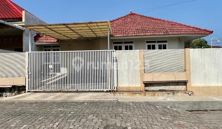Disewakan Rumah Siap Pakai Berada di Perum Puri Anjasmoro Semarang 1