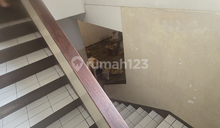 Dijual Rumah Mewah Bebas Banjir Di Jl. Taman Dieng Semarang 2