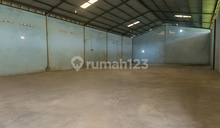 Dijual Gudang Lokasi Strategis Di Jl. Soekarno Hatta Salatiga
