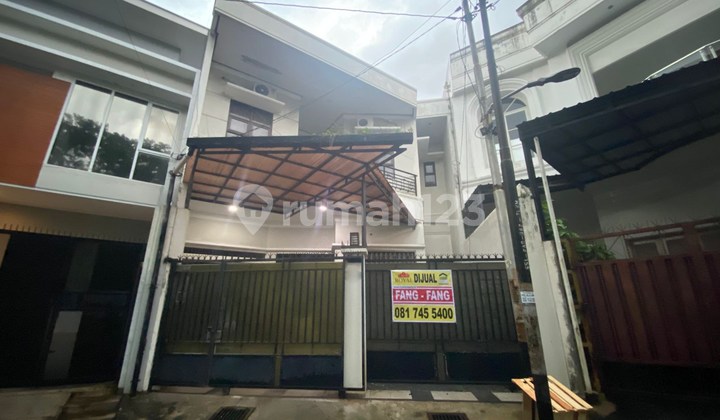 Dijual Rumah Lokasi Strategis Jl. Taman Maluku Semarang 1