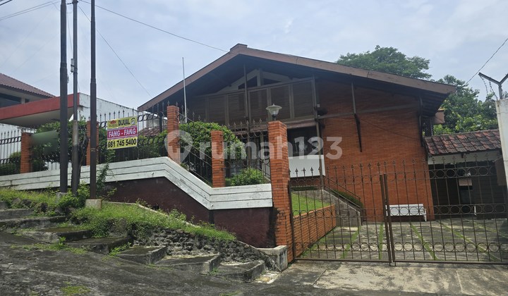 Dijual Rumah Mewah Bebas Banjir Di Jl. Taman Dieng Semarang 1