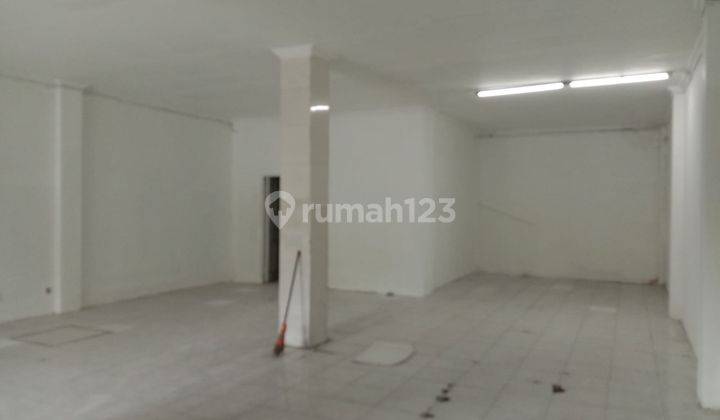 Disewakan Ruko Strategis Di Pinggir Jl. Raya Jl. Prof Hamka Semarang  2