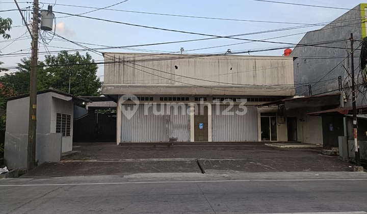 For Sale: House + Shop House on Gajah Raya Main Road, Semarang 1