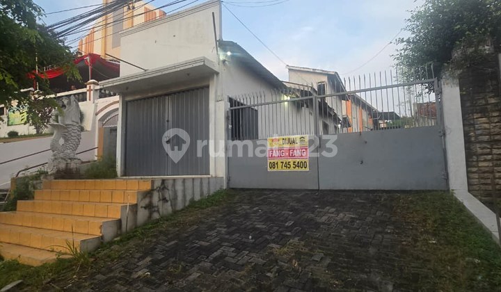 Warehouse for Sale, Strategic Flood-Free Location on Jl. Simongan, Semarang 1
