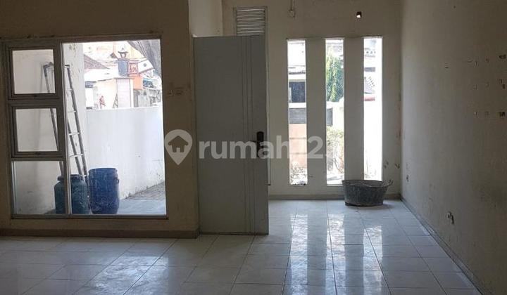 For Sale 2-Story House on Jl. Kedungmundu Tembalang Semarang 1