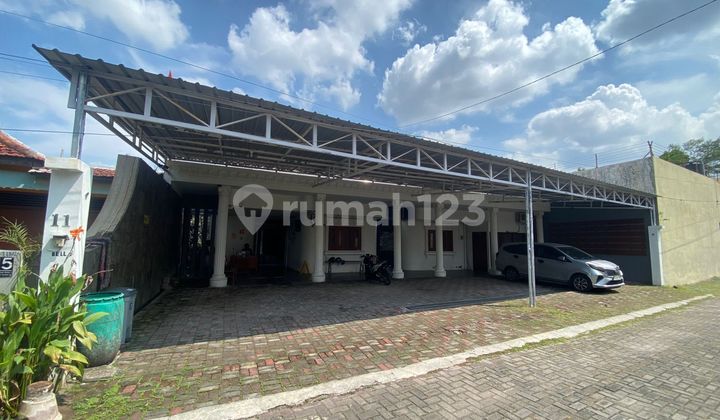 "For Sale: Commercial Space Near City Center on Jl. Cempedak Raya, Semarang" "For Sale: Commercial Space Near City Center on Jl. Cempedak Raya, Semarang"