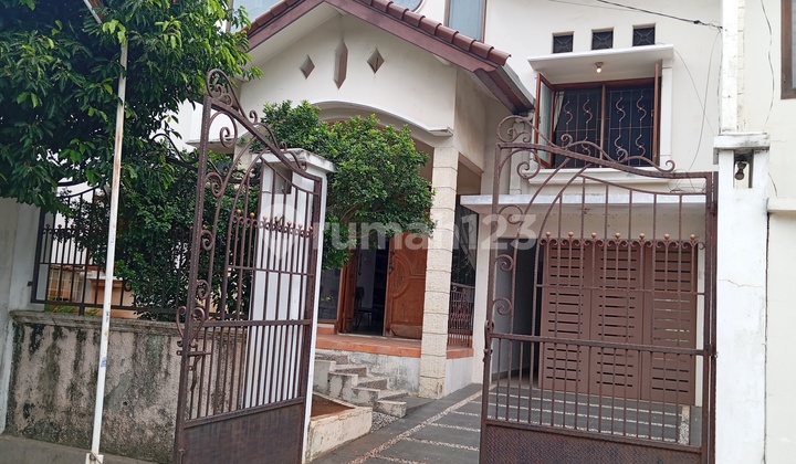 Ready to Occupy House in Cinere Block L 2