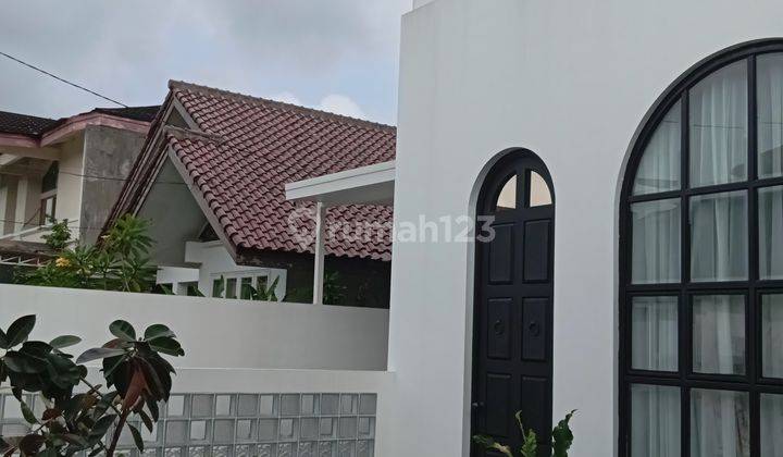 Rumah Putih Brand New Dekat Cilandak Timur 1