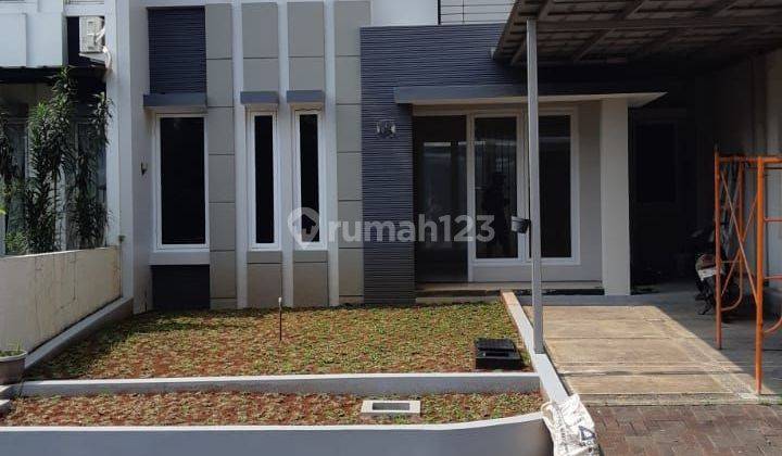 Murah,Rumah 2 Lantai Sudah Renovasi SHM 1