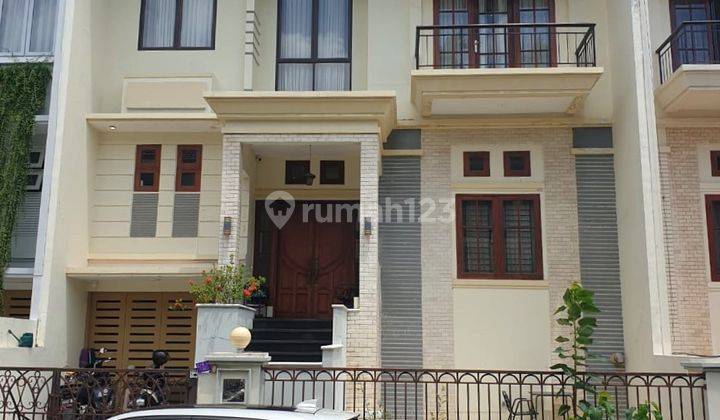 Rumah Furnished Bagus, siap huni di Green Garden Residence 1