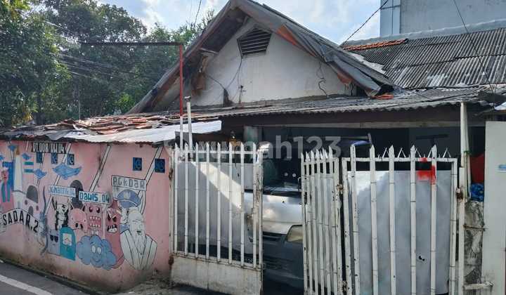 Rumah siap huni lokasi di daerah Petojo, 0034 Jon
