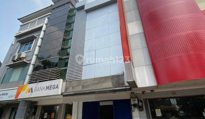 Ruko Bagus di Komplek Perbankan Dan Perkantoran di Citra Niaga 1