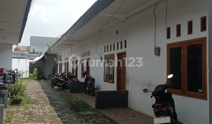 Rumah Kontrakan 13 Kamar, 420 m² di Cipadu Jaya Tangerang Rumah Kontrakan 13 Kamar, 420 m² di Cipadu Jaya Tangerang