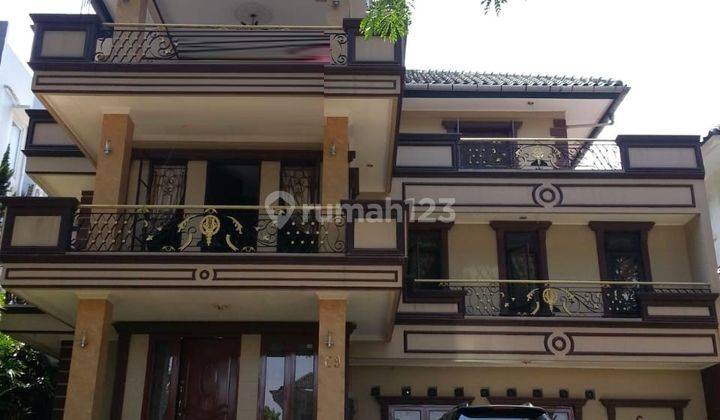 Rumah Mewah Siap Huni Ada Kolam Renang, di Sentul City 0006 Aju 1