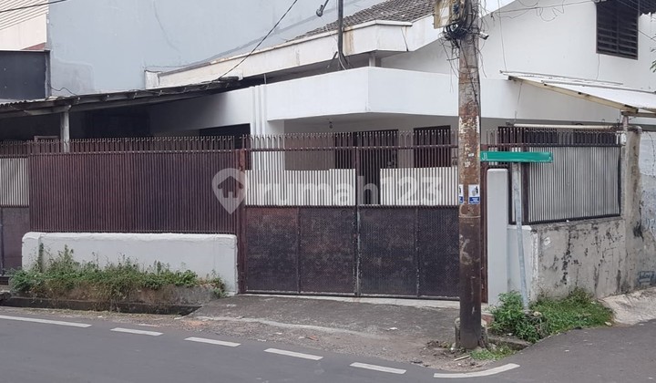 Rumah dijual lokasi di daerah Tanah Abang, 0027 Jon 1