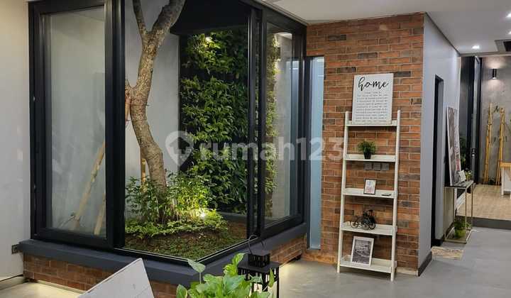 Djual Rumah Pondok Indah Jakarta Selatan Semi Furnished