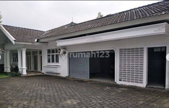 Rumah Kemang Jakarta Selatan 1.040m2 SHM 1