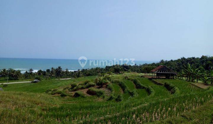 Tanah Ciraha, Lebak, Pinggir Jalan Nasional Iii 1