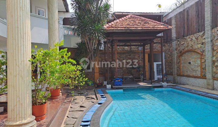 Rumah di Lebak Bulus, Jakarta Selatan Full Marmer 1