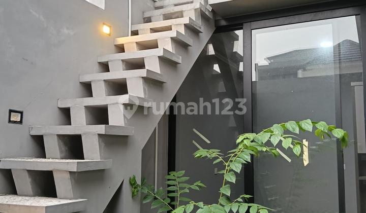 For Sale Paramount Petals Tangerang House 7x15 Ready to Occupy 2