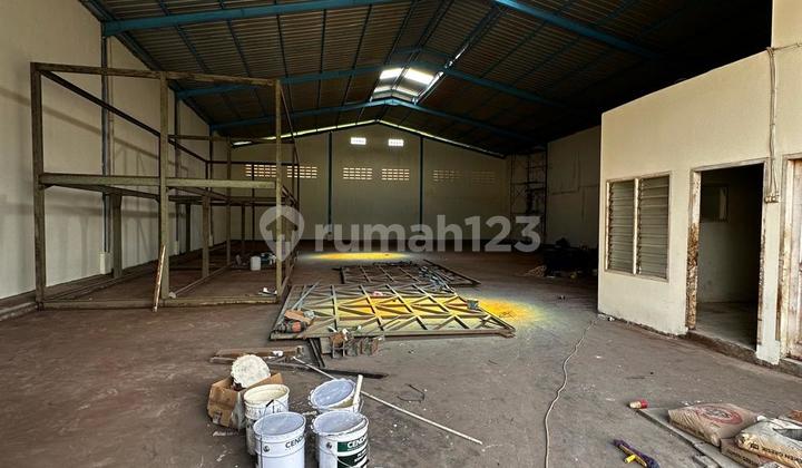 For Rent: Warehouse Lot DPR 1,200m2 Cipondoh Tangerang