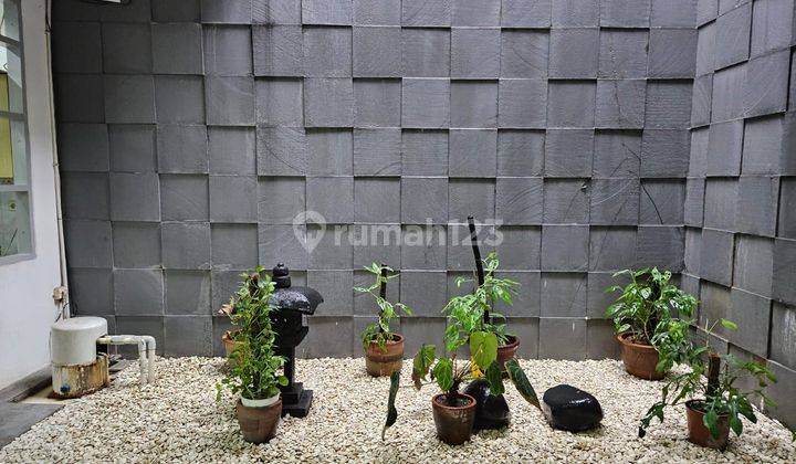 Rumah Kebon Jeruk Jakarta Barat 2 Lantai 2