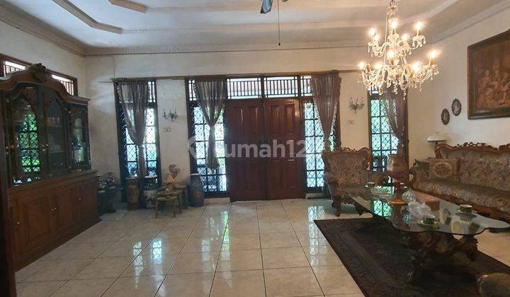 Rumah Lama di Tebet Timur Jakarta Selatan 1