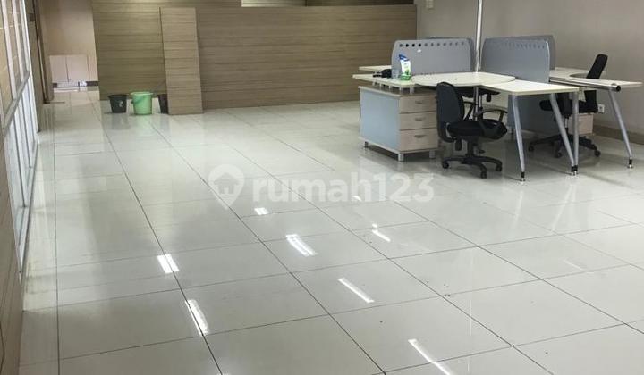 Office The East Mega Kuningan di Jakarta Selatan Lokasi Strategis Office The East Mega Kuningan di Jakarta Selatan Lokasi Strategis