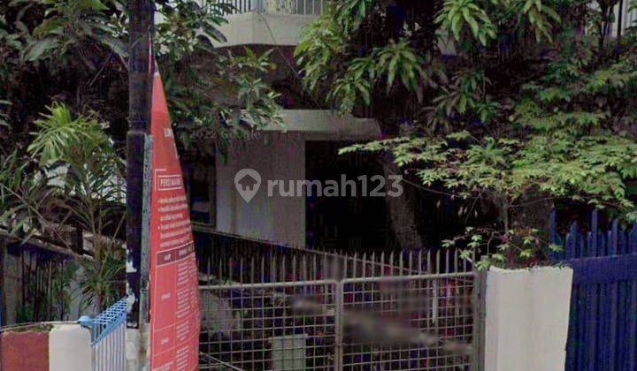 Rumah Siap Huni di Kebon Jeruk Jakarta Barat Strategis  1