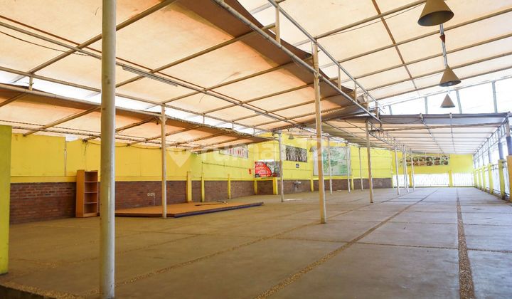 Tanah Dan Bangunan di Depok Jawa Barat Lokasi Strategis 