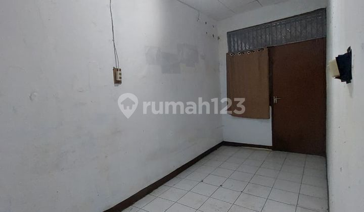 Ready-to-Occupy House in Strategic Griya Indah Darusalam Tangerang Ready-to-Occupy House in Strategic Griya Indah Darusalam Tangerang