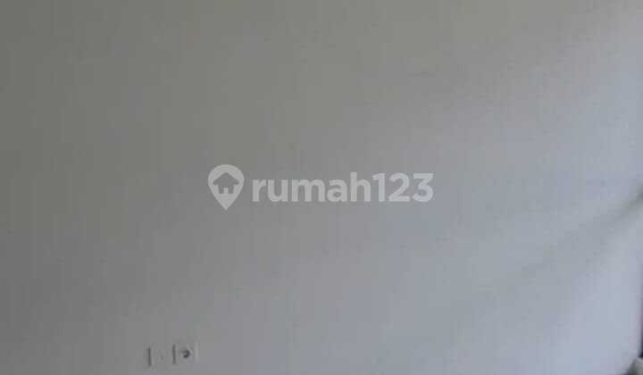 Beautiful and Well-Maintained House in Citra Garden 8 Lavia Cluster Gracia Negotiable 2