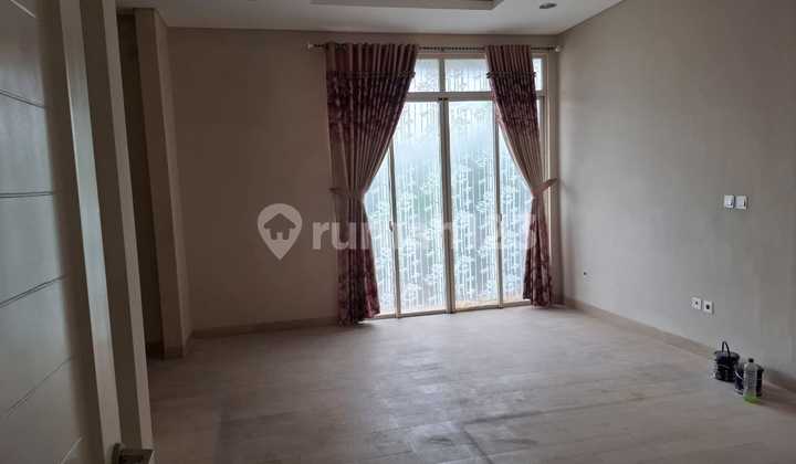 Rumah Siap Huni di Cluster Amerika Green Lake City Lokasi Bagus  1