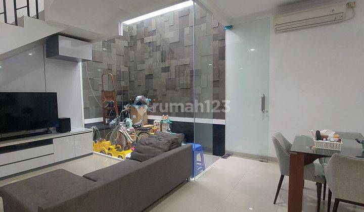 Rumah Sangat Bagus dan Terawat di Kosambi Baru Jakarta Barat Strategis  1