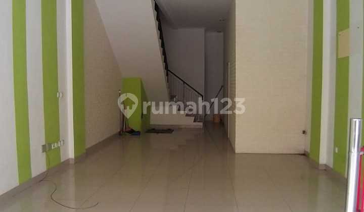 Ruko Ginza 3 Lantai Siap Pakai di Green Village Tangerang Lokasi Strategis 