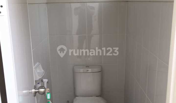 Attached Shophouse Ready for Use in Green Vista Citra Maja Raya Negotiable 2