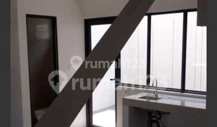 2-Story House in Park Serpong Cityzen Park East Tangerang Negotiable 2