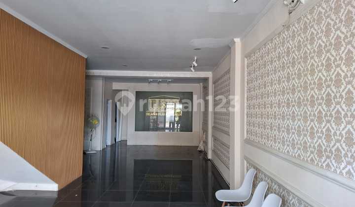 Ruko di Taman Surya 3 Jakarta Barat Lokasi Strategis Nego Ruko di Taman Surya 3 Jakarta Barat Lokasi Strategis Nego