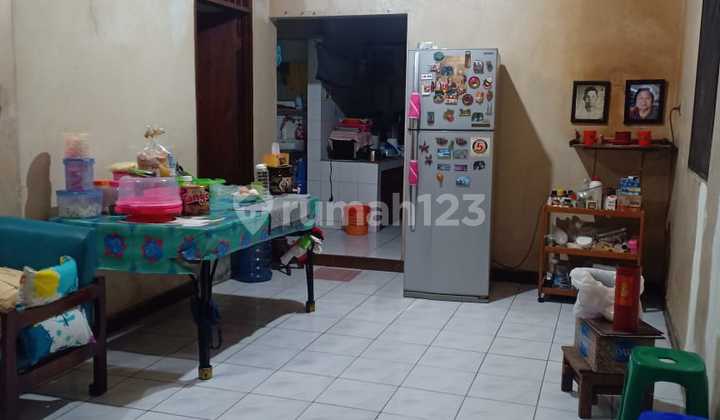 Rumah di Tanah Sereal Tambora Jakarat Strategis Nego Rumah di Tanah Sereal Tambora Jakarat Strategis Nego