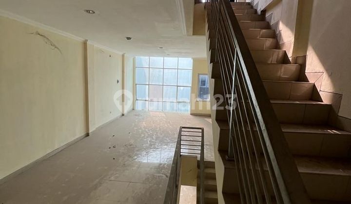 Ruko Golden City 3,5 Lantai di Cipondoh Tangerang Lokasi Bagus