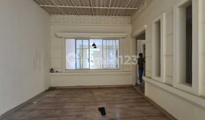 Disewakan Rumah Mewah dan Bagus Ukuran 8X20 di Green Lake City