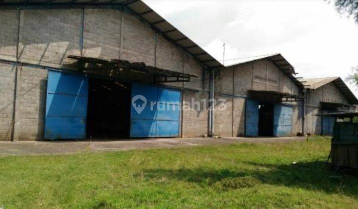 Gudang SHM bagus Siap Pakai Usaha di
Cileungs i- Bogor (Well.GPP) 1