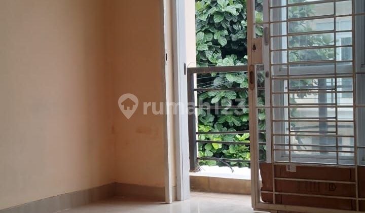 Rumah Taman Surya 2 Bagus Shm 2 Lantai Siap Huni Di Perumahan Taman Surya 5, Kalideres - Jakarta Barat  2