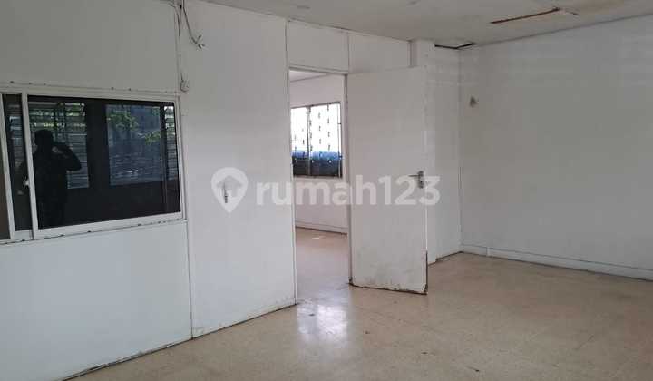 Ruko Tpi Siap Pakai Usaha di Jakarta Utara