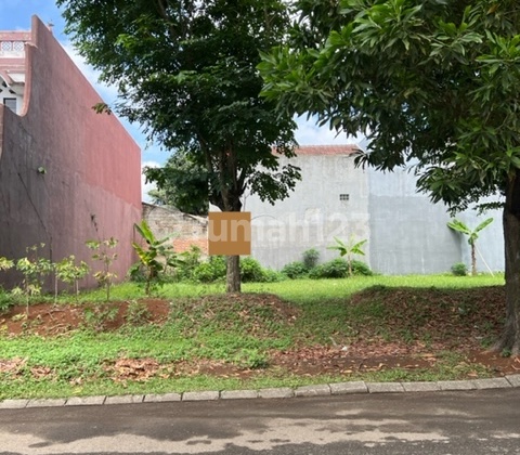 Strategic Location Near School And Front Position